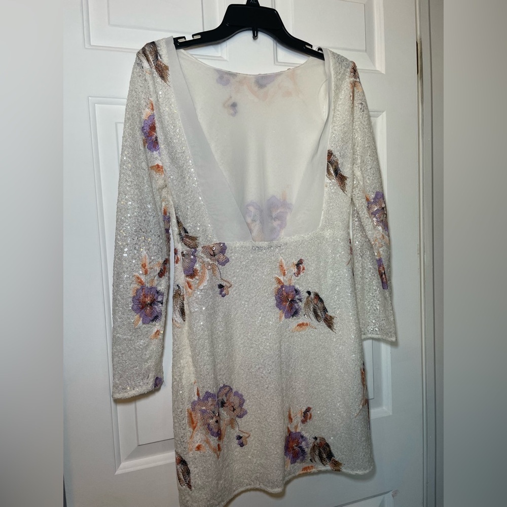 Zara Sequin & Embroidered Floral Mini Dress SMALL Backless Iridescent Ethereal - Picture 5 of 12